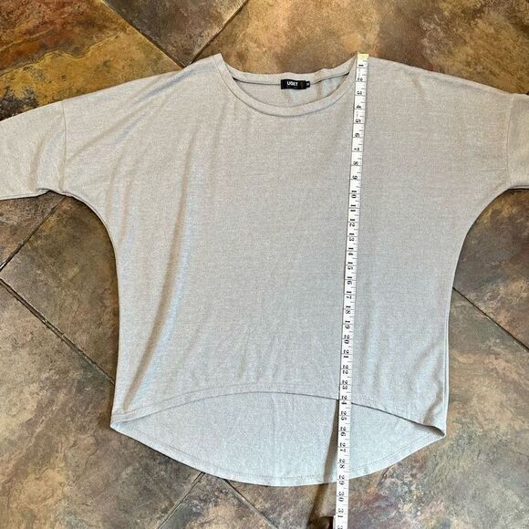 Uget Women’s Oversized Gray Sweater Size Medium - Picture 3 of 7